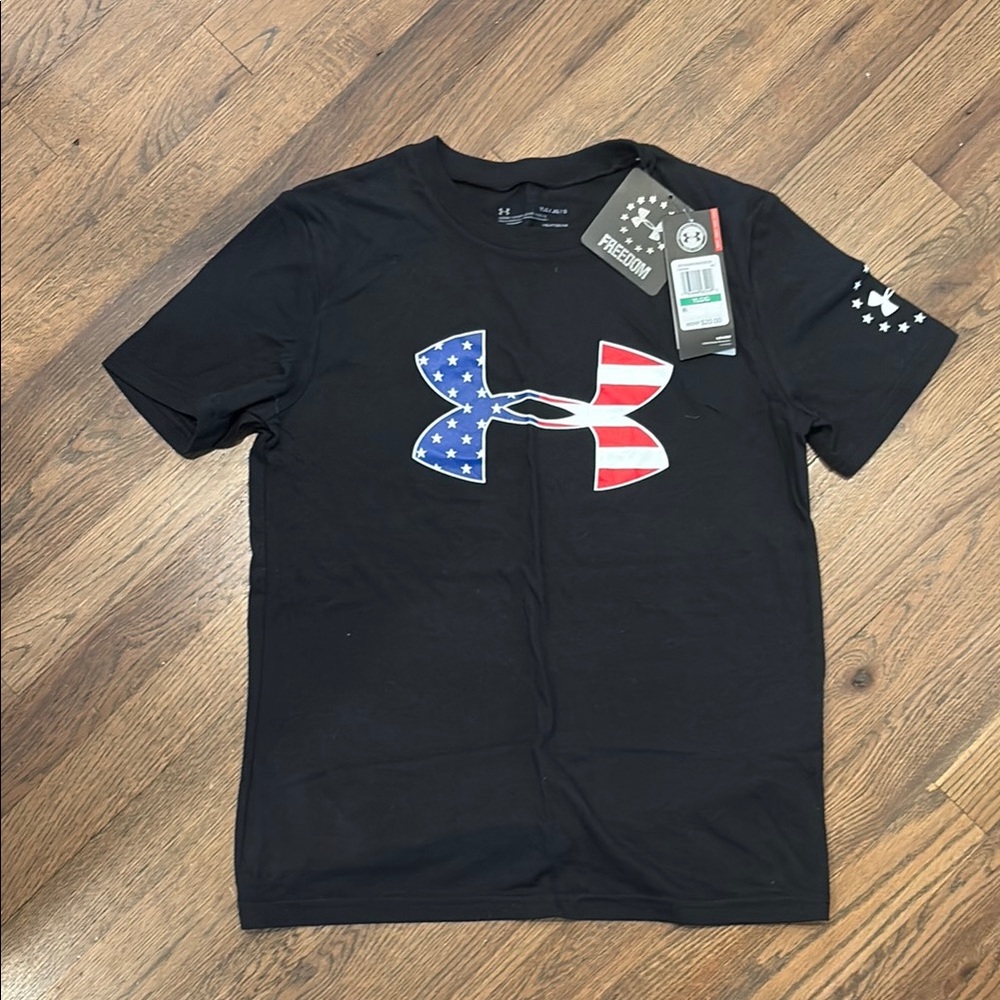 Under Armour Black and Red Short Sleeve Tee with Patriotic Logo